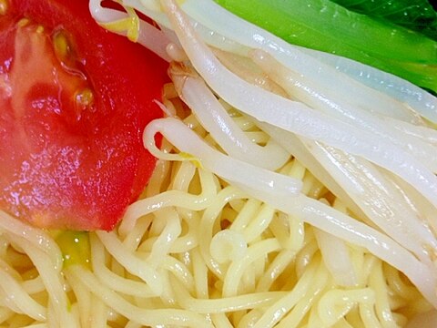 トマトと小松菜のヘルシー冷やし中華